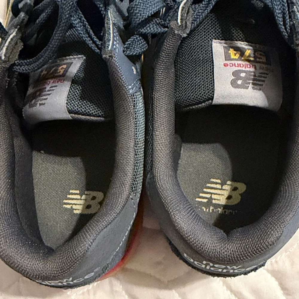 New Balance Men's 574 Size 10 - Picture 3 of 7